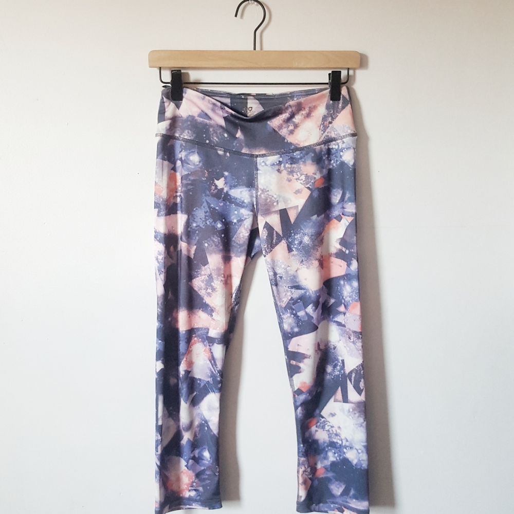 Cropped Performance Leggings